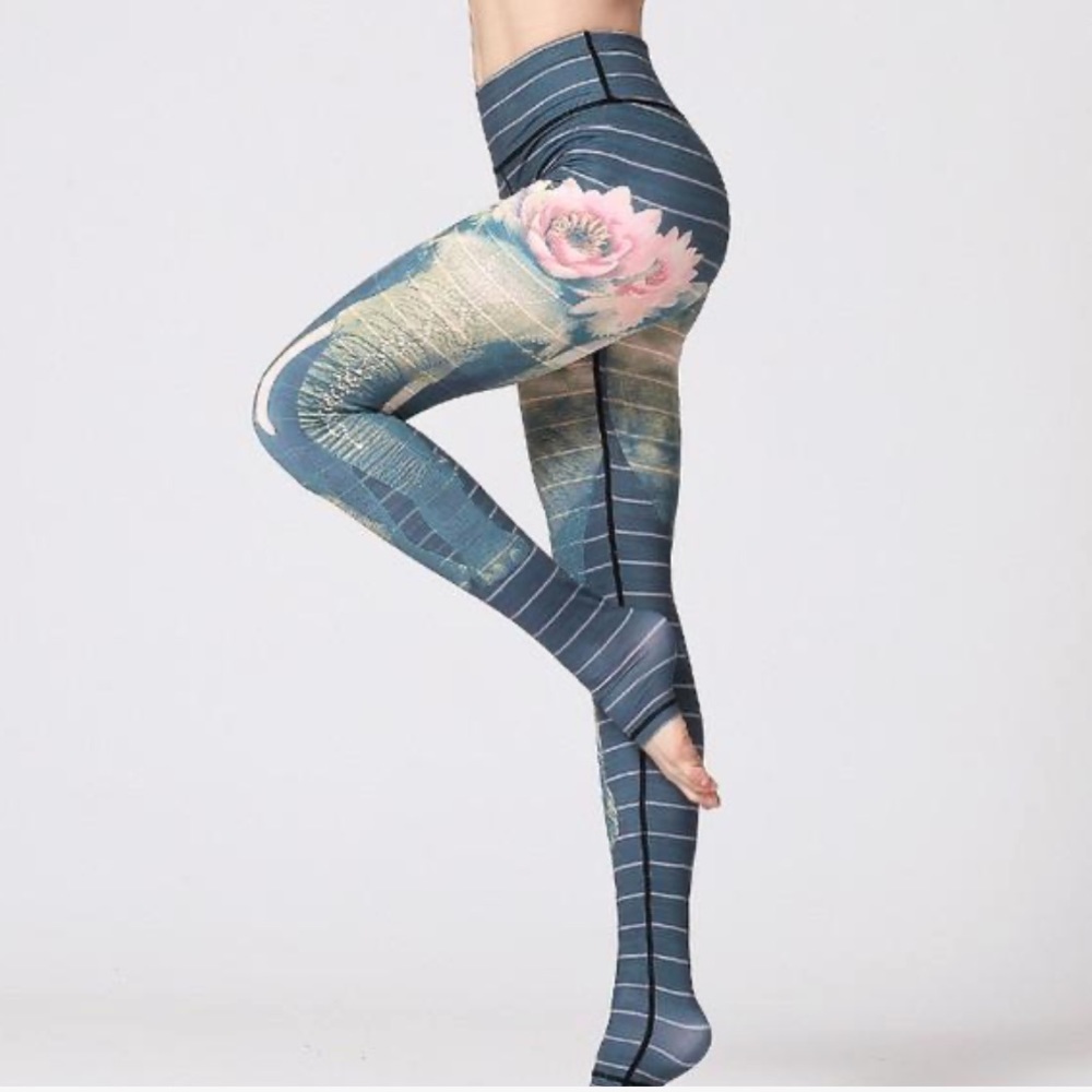 Teeki Leggings with Elephant Print
